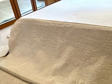 Tagesdecke Doppelbett  H: 53cm-Creme-goldfarbene Lurex Fäden - hochw. Qualität