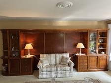 Exklusive Schrankwand Eibe von