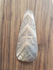 Schöne Art Deco Brosche Silber 925 mit toller zeitgemäßer Ornamentik Top Zustand