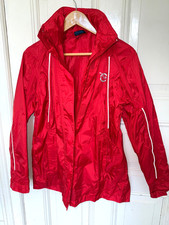 Farbe im Regen: Leuchtend rote Regenjacke Friesennerz Glanznylon leicht M 40 42