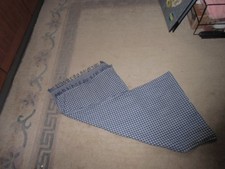 Marc  O´Polo @langer Schal 1 Seite Uni hellblau-die andere Karomuster