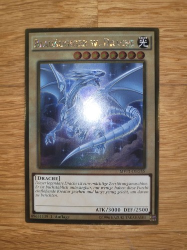 Blauäugiger drache - w.,