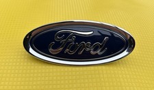 Ford Emblem C1BB-8B262-AA /