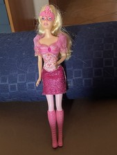 Barbie Corinne und 3