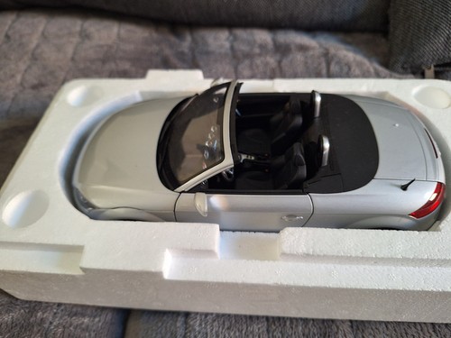 Audi roadster 18 - tt, 1:18