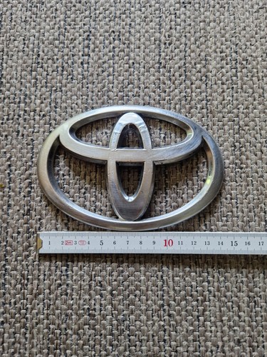 Toyota emblem logo - toyota,