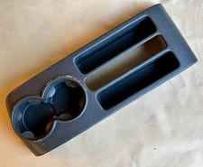 VW Polo 9N Getränkehalter