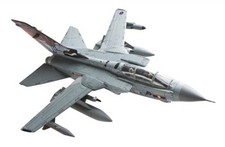 Corgi raf panavia tornado - 1:72,