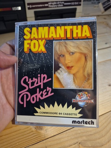 C64 strip poker - strip, fox