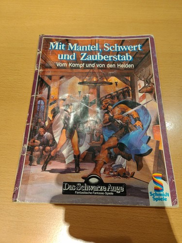 Das schwarze auge mit mantel - mit,
