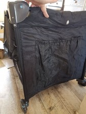 Kinderbett, Kinderreisebett, Faltbett, Schwarzt mit Auflage