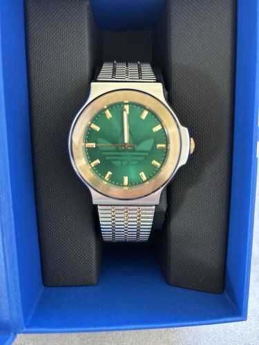 Adidas uhr expression three - three, tt