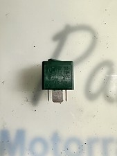 BMW Relais Kiefergrün K1200, K1300, K1600, S1000, HP4 ( K40,K43,K44,K48,K17,K61