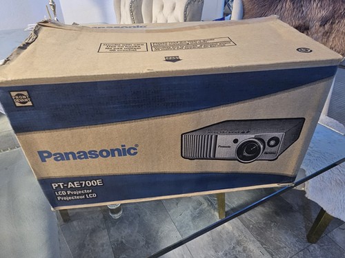 Panasonic ae700e lcd - panasonic, pt-ae700e