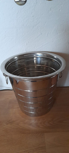 Sektkühler aus metall - sektkühler,