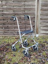 schmaler Rollator, leicht, zusammenklappbar, bis 130 kg belastbar