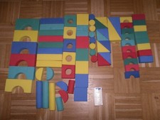 70 x Schaumstoff-Bausteine Stapelsteine Bauklötze Bausteine Softbaustein