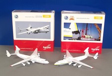 Antonov AN-225 Mriya - beide Lackierungen - Herpa 1:400 Wings 562287 + 562768