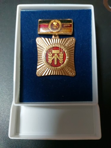 Ddr abzeichen aktivist der - ddr, -aktivist