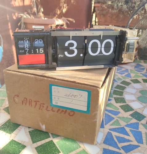 Vintage seiko flip clock - flip,