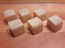 1 (von 6) Taste aus EAW-Super Undine II 8176E - Röhrenradio Ersatzteil