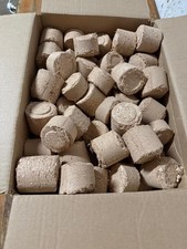 Holzbriketts Kaminbriketts