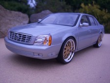 Maisto Cadillac 2000 De Ville