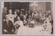 feierliche Gesellschaft - Frau