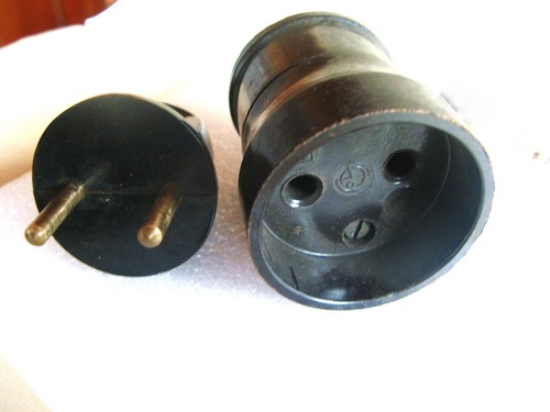 Historischer netzstecker und - netzstecker,