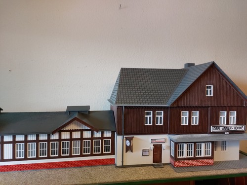 Bahnhof drei annen - bahnhof, "