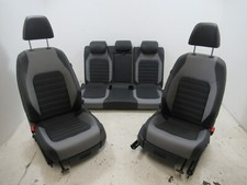 VW Jetta 4 IV 16 11-17 Sitze Innenausstattung schwarz Stoff Kunstleder JM mit SH