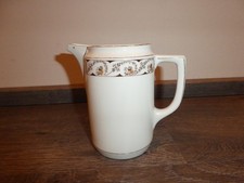 altes Milchkännchen Kanne Porzellan weiß mit Gold Dekor 0,5 Liter - Topp!