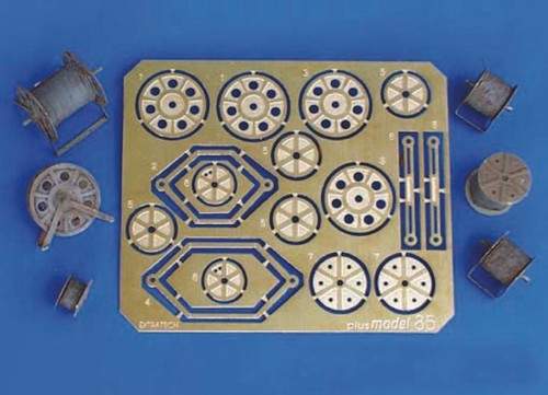 Plus model 1 35 - 85, 1:35