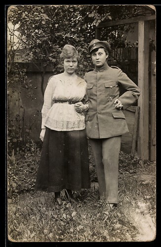 Foto frau uniform mit - foto-ak, in