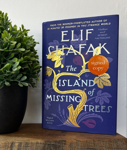 The island missing - island, trees
