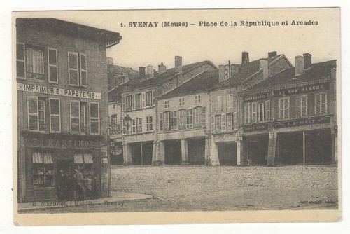 Cpa stenay place de - stenay:,