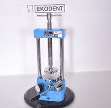 OMEC Hydraulische Press