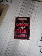 Blechschild - Text - Tequlia - Bar - 19,5 cm breit - 29,5 cm hoch