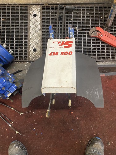 Irus 300 einachser - km,