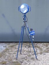 alter Flutlicht - Scheinwerfer 24 Volt mit Stativ vom THW Feuerwehr retro Lampe