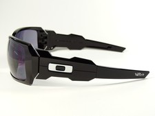 Oakley Oil Drum Djibril Cissé Sonnenbrille Hijinx Rig Monster Dog FC Liverpool