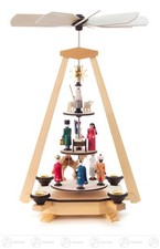 Pyramide mit Christi Geburt