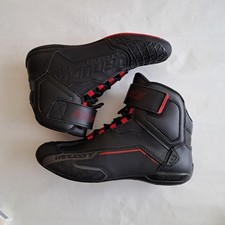 Motorradschuhe