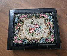 Petit point - petit, (lupenstickerei)
