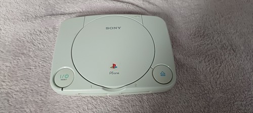 Sony ps1 slim konsole defekt - slim,