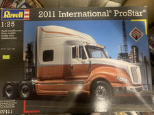 Revell 07411 2011