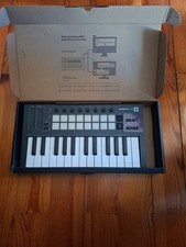 Novation Launchkey Mini MK3 -