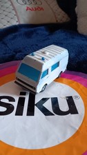siku 1623 VW LT28 Rettungswagen Weiß