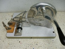 Alte manuelle Vogel- Brotschneidemaschine klappbar