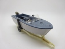 Wiking: Motorboot auf